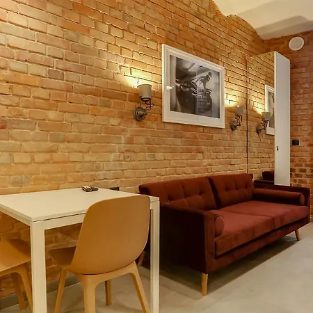 Apartmán Rentplanet - Strzalowa 3 *